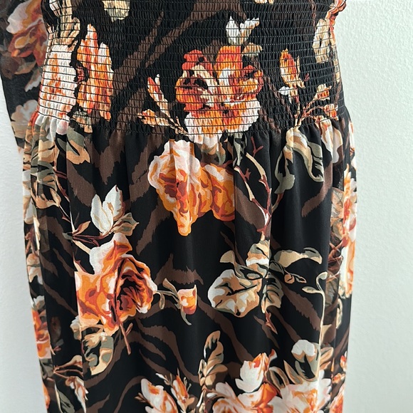 WHBM| Terrace & Black Floral Tiger Tie-Neck Maxi Dress, size M. - Picture 5 of 6